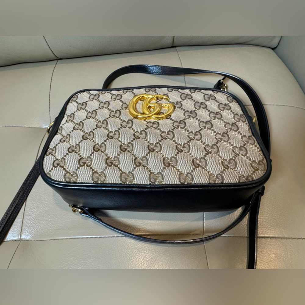 Sold xxx Gucci Marmont GG Supreme Canvas quilted camera bag - Picture 4 of 9